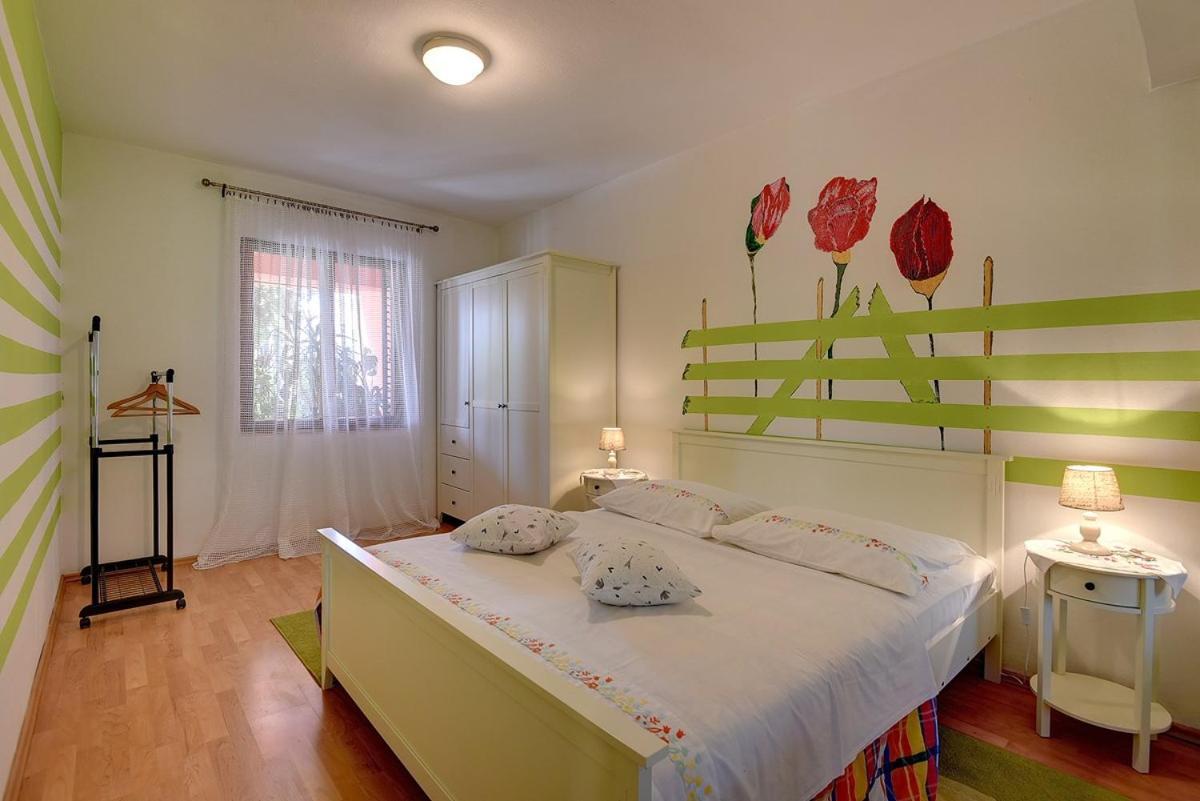Apartment Milat Баньоле Екстериор снимка